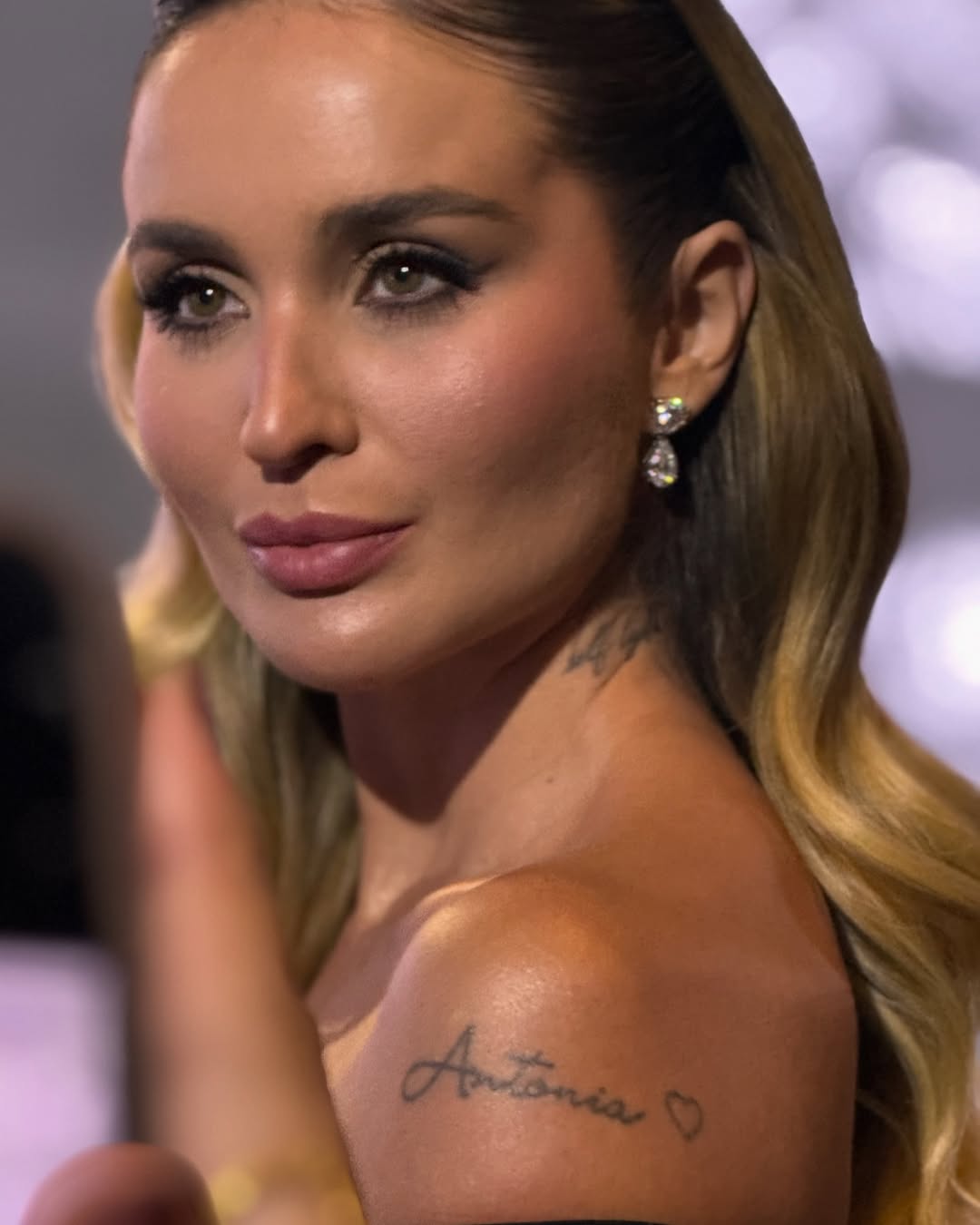 Penteado glamour para festas em geral , para clientes que não gostam de penteado preso